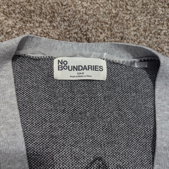 Grey Cat Cardigan Small - Picture 2 of 3